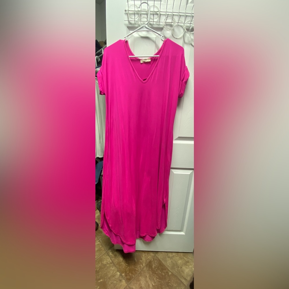 Pink Maxi Dress with Blouse Style and Long Sleeves